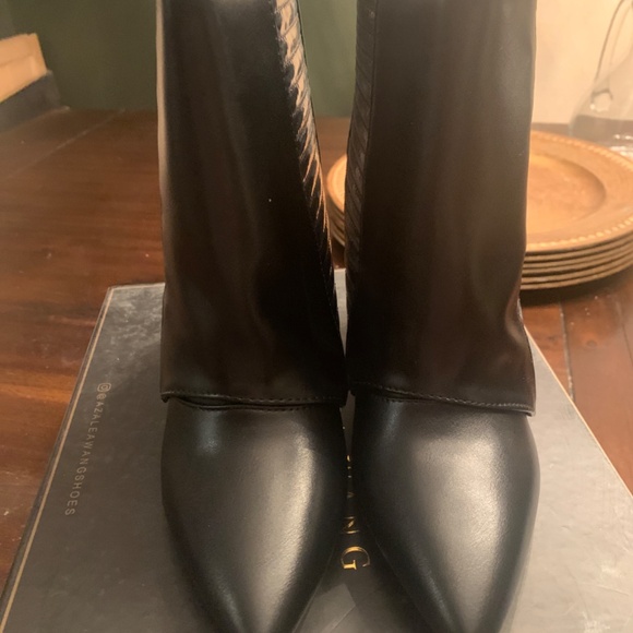 Azalea Wang Wedge zipper back Heeled Boots - Picture 3 of 4